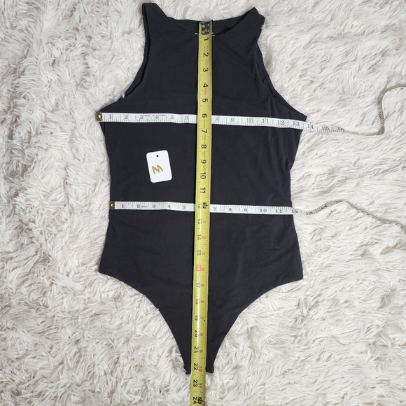 SKIMS FITS EVERYBODY HIGH NECK BODYSUIT/S, M/ ONYX - Picture 13 of 14